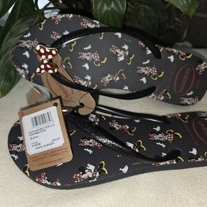 🌟🌟Havaianas Black and Red Minnie Mouse Flip Flops🌟🌟